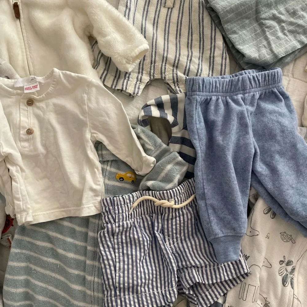 LOT of NB & 0-3 Month Baby Clothing Bundle Carter’s, Gap, Nordstrom, GUC